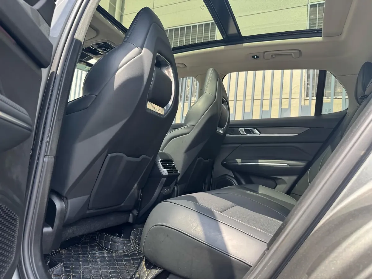 2021 LYNK&CO 01 2.0T 218HP L4 8AT,autocango,china used car exporter,china ev exporter,chinese used car exporter,chinese used ev exporter