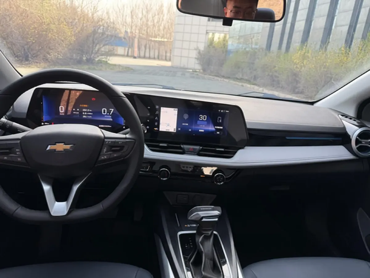 2023 Chevrolet Monza 1.5L 113HP L4 6DCT,autocango,china used car exporter,china ev exporter,chinese used car exporter,chinese used ev exporter