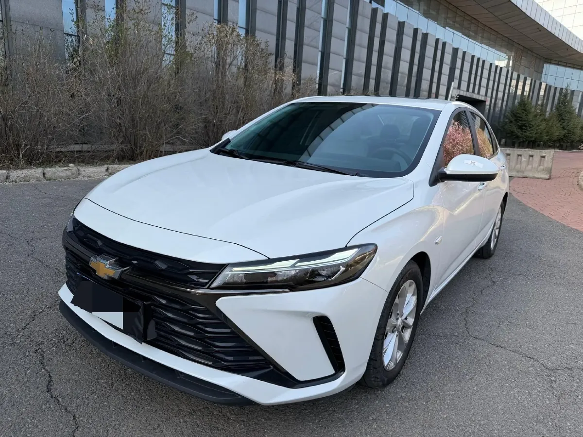 2023 Chevrolet Monza 1.5L 113HP L4 6DCT,autocango,china used car exporter,china ev exporter,chinese used car exporter,chinese used ev exporter