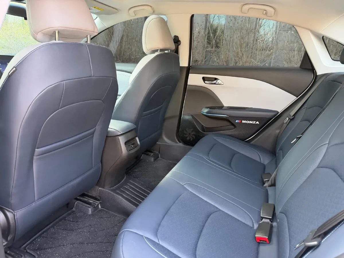 2023 Chevrolet Monza 1.5L 113HP L4 6DCT,autocango,china used car exporter,china ev exporter,chinese used car exporter,chinese used ev exporter