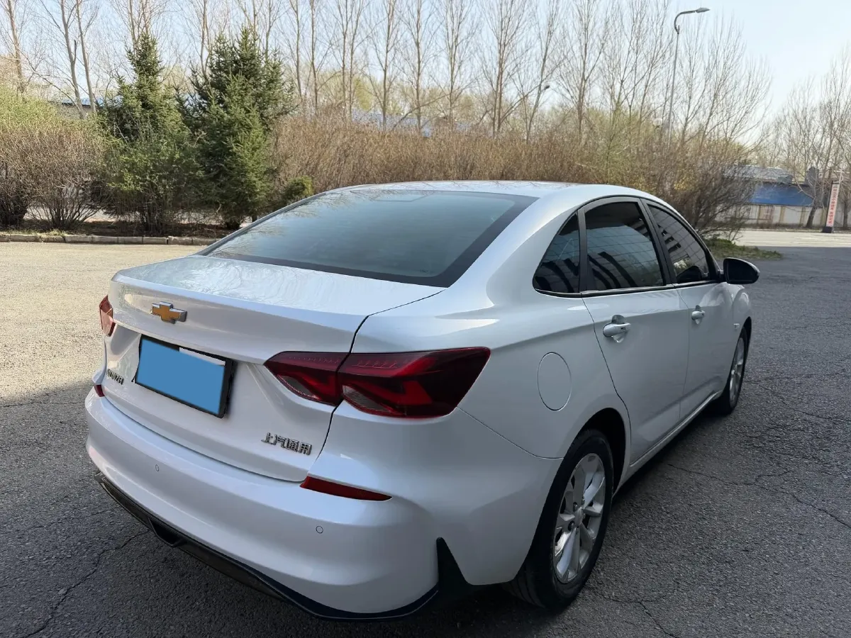 2023 Chevrolet Monza 1.5L 113HP L4 6DCT,autocango,china used car exporter,china ev exporter,chinese used car exporter,chinese used ev exporter