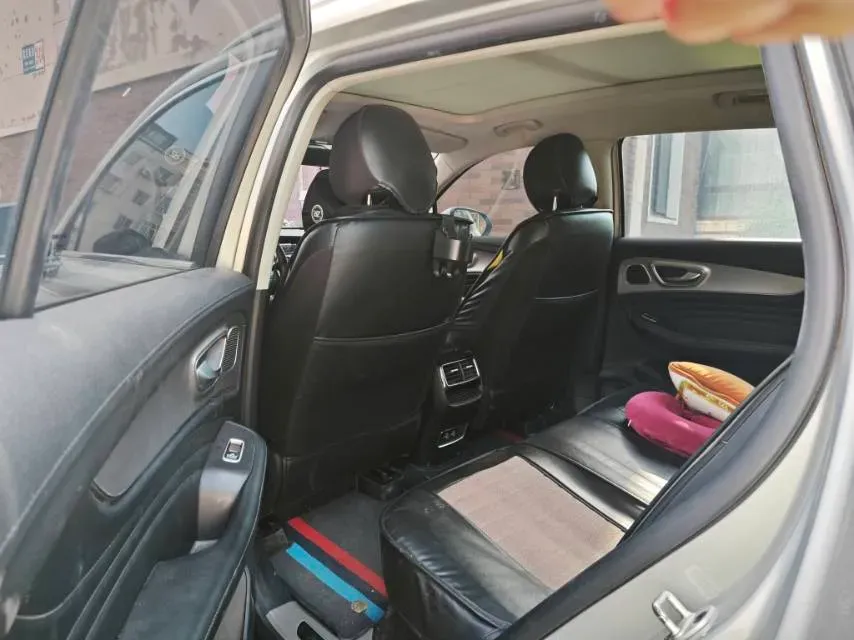 2021 Roewe RX5 MAX 2.0T 231HP L4 6DCT,autocango,china used car exporter,china ev exporter,chinese used car exporter,chinese used ev exporter