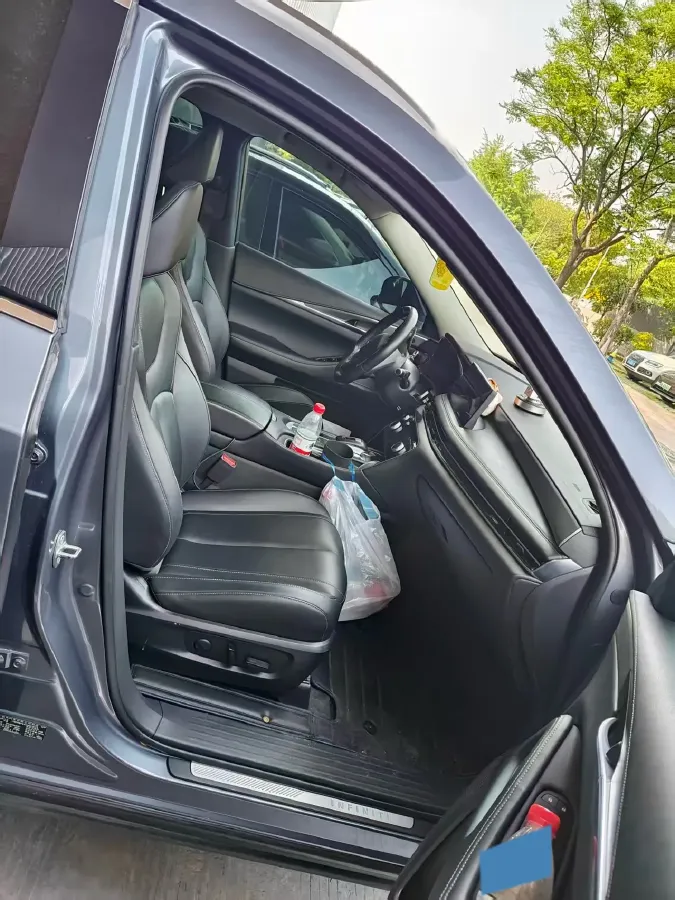 2022 Infiniti QX60 2.0T 252HP L4 9AT,autocango,china used car exporter,china ev exporter,chinese used car exporter,chinese used ev exporter
