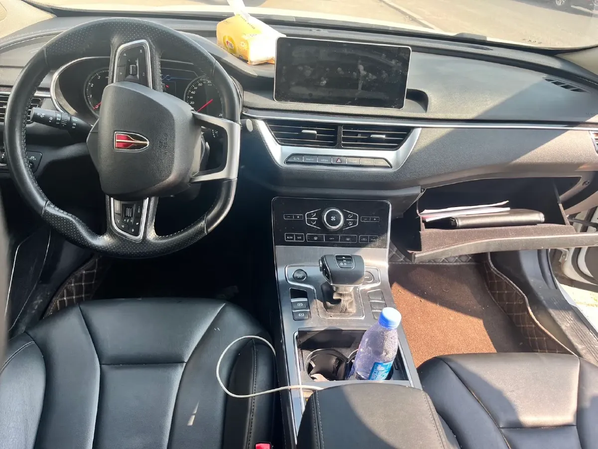 2020 HongQi H5 1.5T 169HP L4 7DCT,autocango,china used car exporter,china ev exporter,chinese used car exporter,chinese used ev exporter