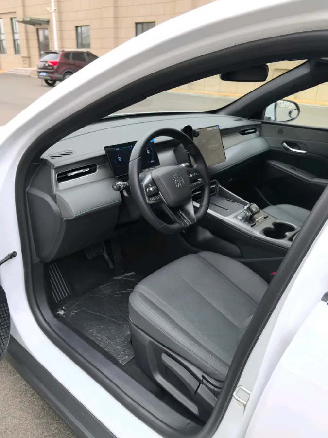 2025 BYD Qin Plus 1.5L 101HP L4 E-CVT PHEV 7.68KWH,autocango,china used car exporter,china ev exporter,chinese used car exporter,chinese used ev exporter