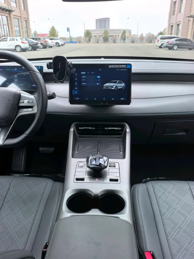 2025 BYD Qin Plus 1.5L 101HP L4 E-CVT PHEV 7.68KWH,autocango,china used car exporter,china ev exporter,chinese used car exporter,chinese used ev exporter