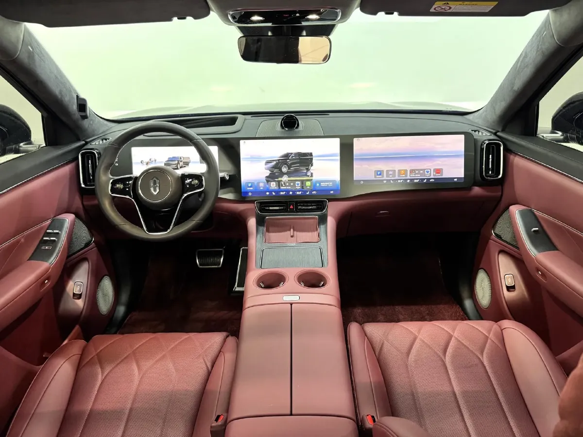 2025 AITO AITO M8 REEV 160HP REEV 53.4KWH,autocango,china used car exporter,china ev exporter,chinese used car exporter,chinese used ev exporter