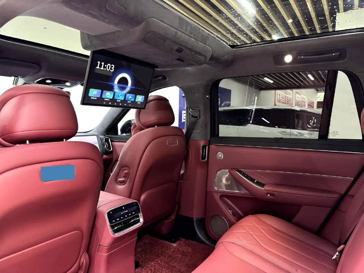 2025 AITO AITO M8 REEV 160HP REEV 53.4KWH,autocango,china used car exporter,china ev exporter,chinese used car exporter,chinese used ev exporter