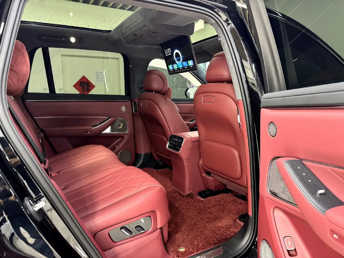 2025 AITO AITO M8 REEV 160HP REEV 53.4KWH,autocango,china used car exporter,china ev exporter,chinese used car exporter,chinese used ev exporter