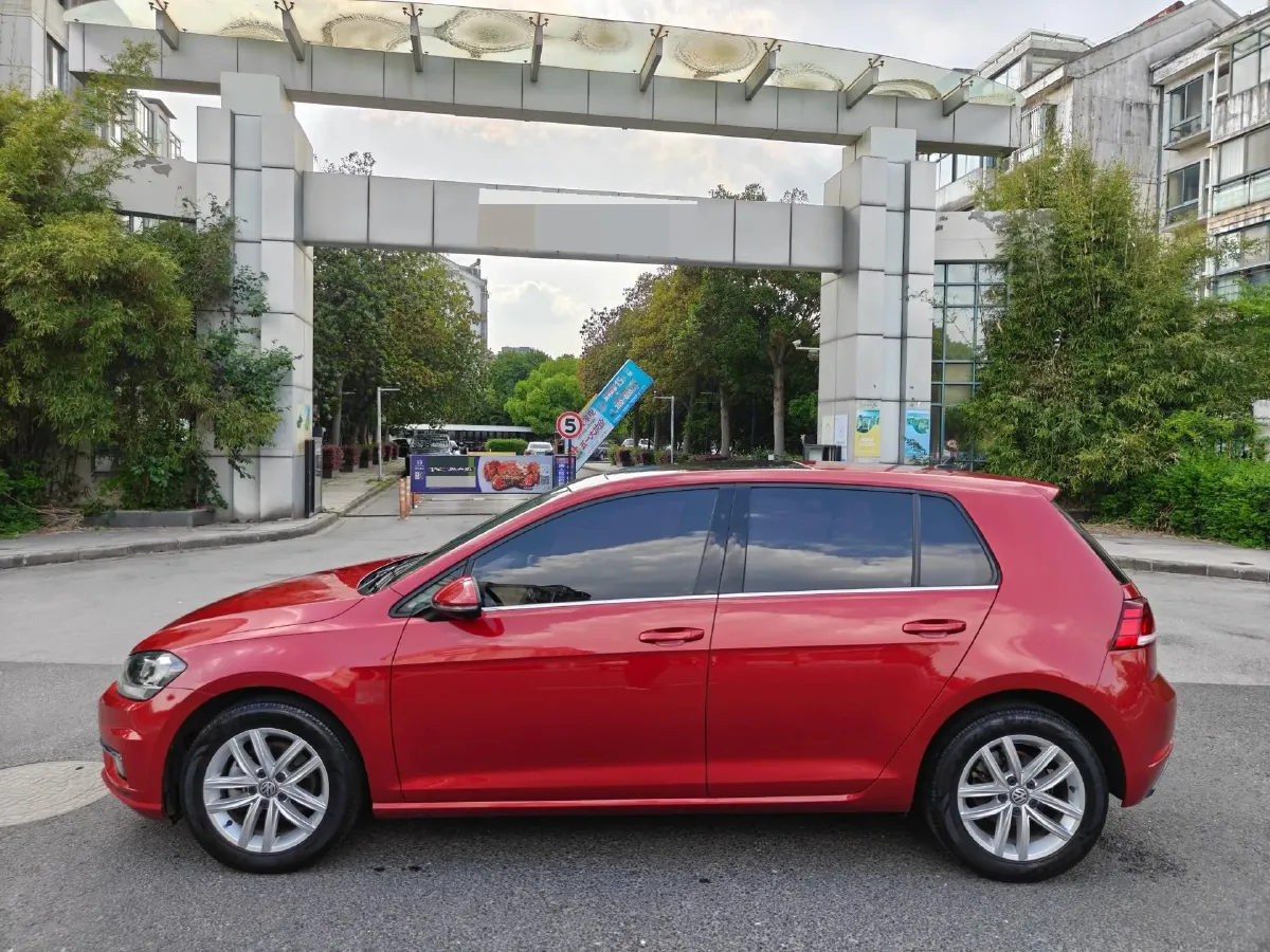 2019 Chery Tiggo 8 1.6T 197HP L4 7DCT,autocango,china used car exporter,china ev exporter,chinese used car exporter,chinese used ev exporter