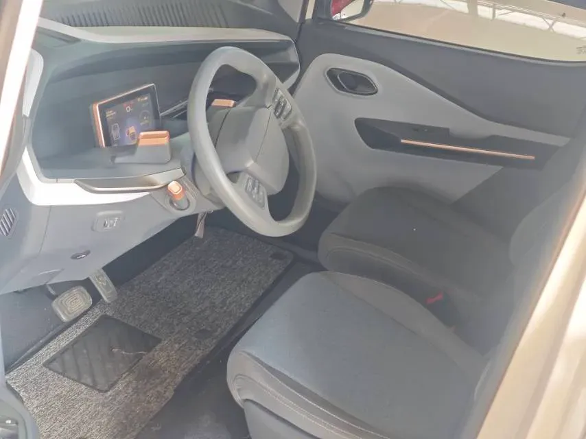 2020 BaoJun E200 BEV 28KWH,autocango,china used car exporter,china ev exporter,chinese used car exporter,chinese used ev exporter