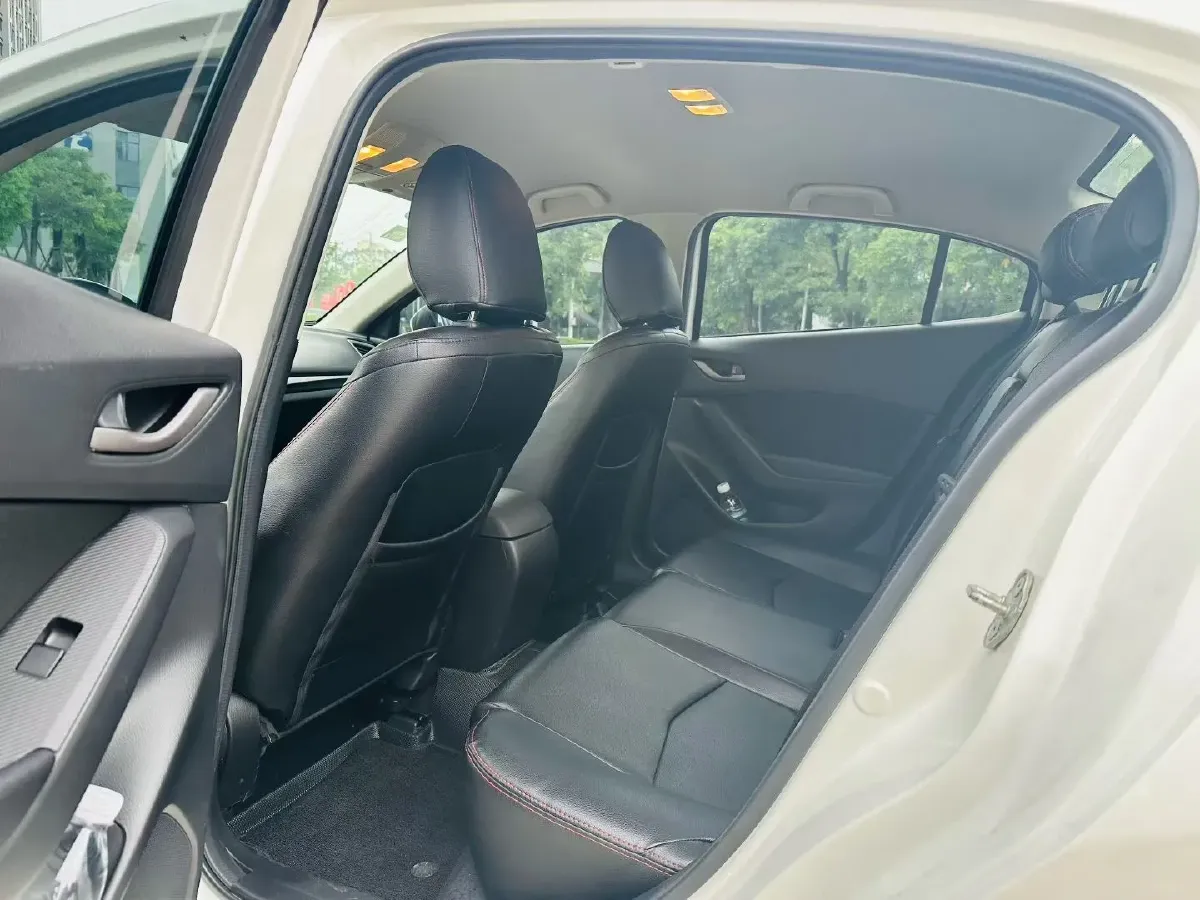 2017 Mazda 3 Axela 1.5L 117HP L4 6AT,autocango,china used car exporter,china ev exporter,chinese used car exporter,chinese used ev exporter