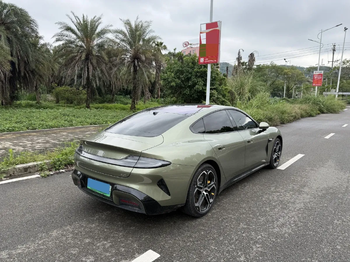 2024 MI SU7 BEV 73.6KWH,autocango,china used car exporter,china ev exporter,chinese used car exporter,chinese used ev exporter