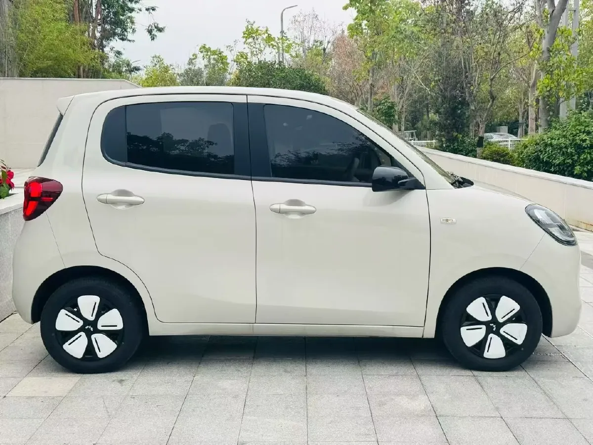 2025 WuLing HongGuang MINI EV BEV 16.2KWH,autocango,china used car exporter,china ev exporter,chinese used car exporter,chinese used ev exporter