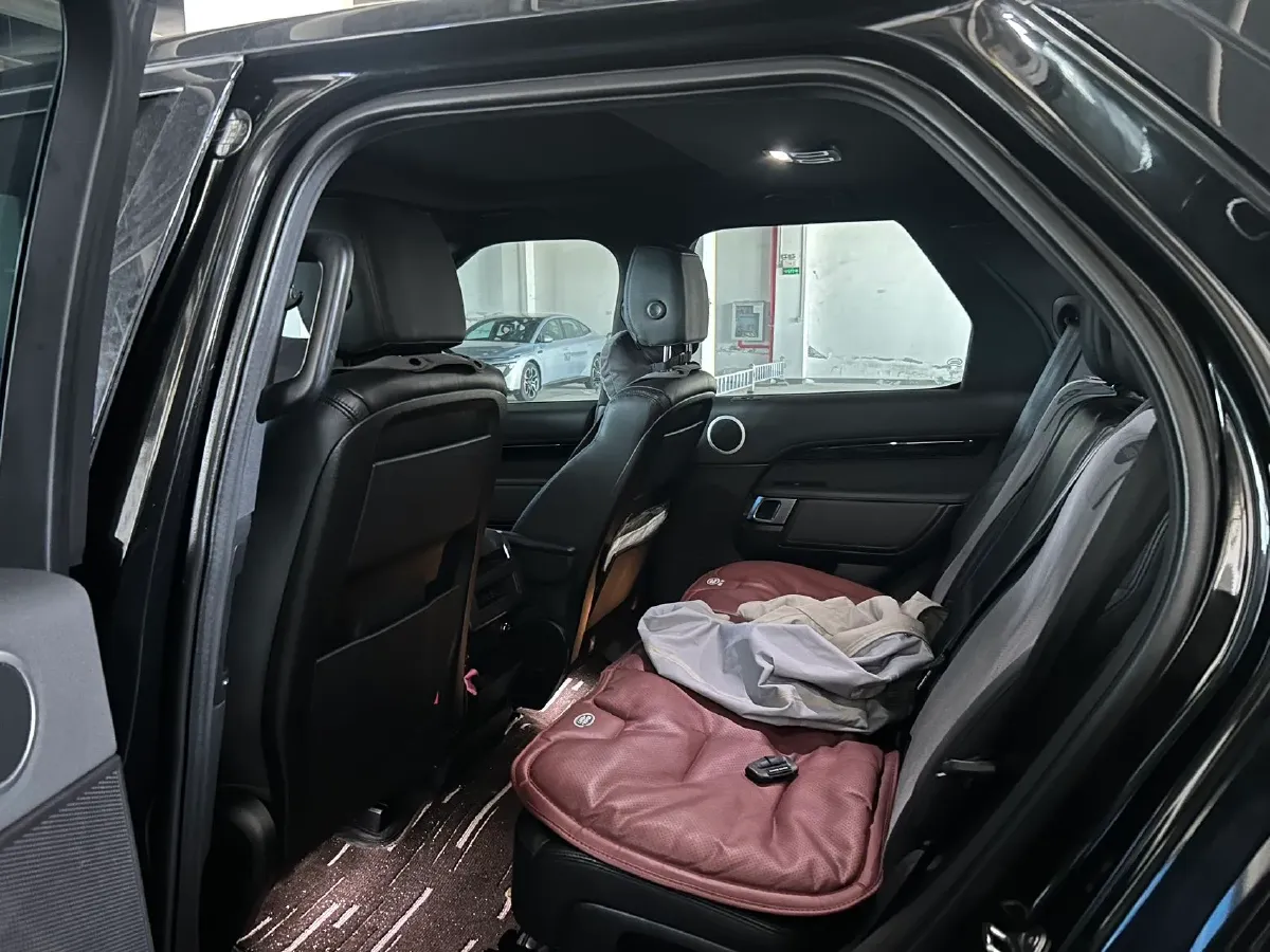 2017 Land Rover Discovery 3.0T 340HP V6 8AT,autocango,china used car exporter,china ev exporter,chinese used car exporter,chinese used ev exporter