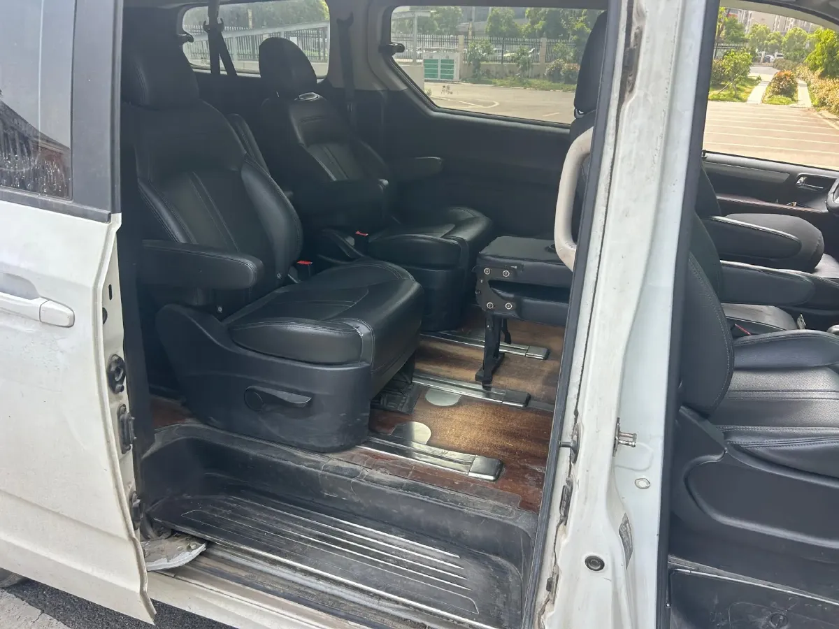 2021 MAXUS G10 2.0T 224HP L4 6AT,autocango,china used car exporter,china ev exporter,chinese used car exporter,chinese used ev exporter