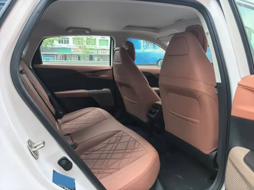 2025 ChangAn EadoPHEV 1.5L 98HP L4 E-CVT PHEV,autocango,china used car exporter,china ev exporter,chinese used car exporter,chinese used ev exporter