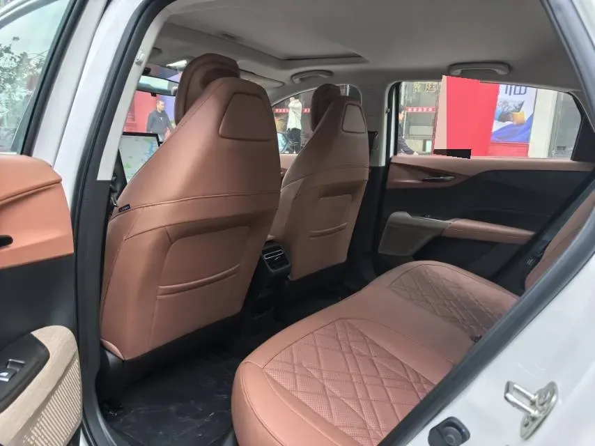 2025 ChangAn EadoPHEV 1.5L 98HP L4 E-CVT PHEV,autocango,china used car exporter,china ev exporter,chinese used car exporter,chinese used ev exporter