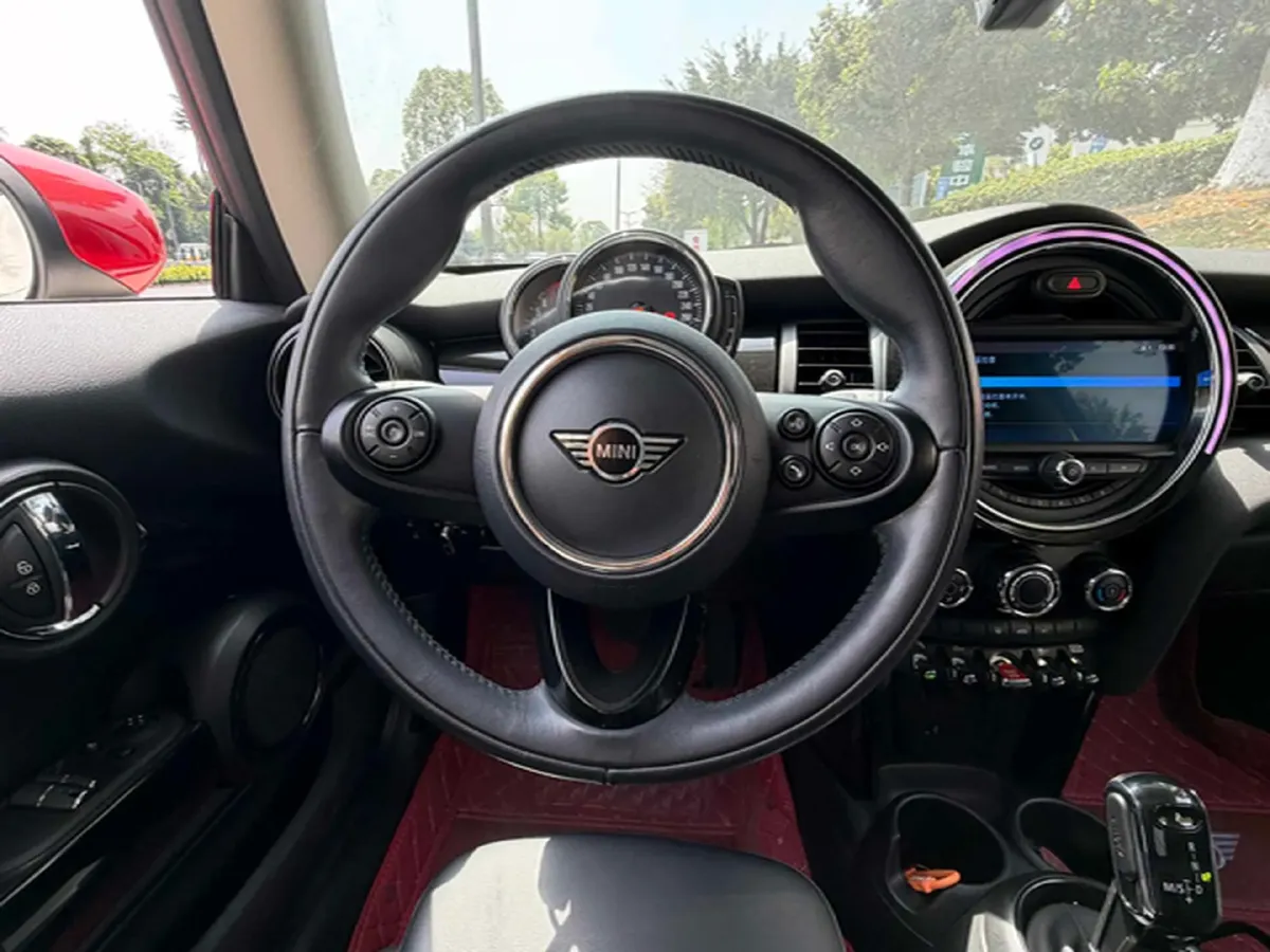 2018 MINI MINI 1.5T 136HP L3 7DCT,autocango,china used car exporter,china ev exporter,chinese used car exporter,chinese used ev exporter