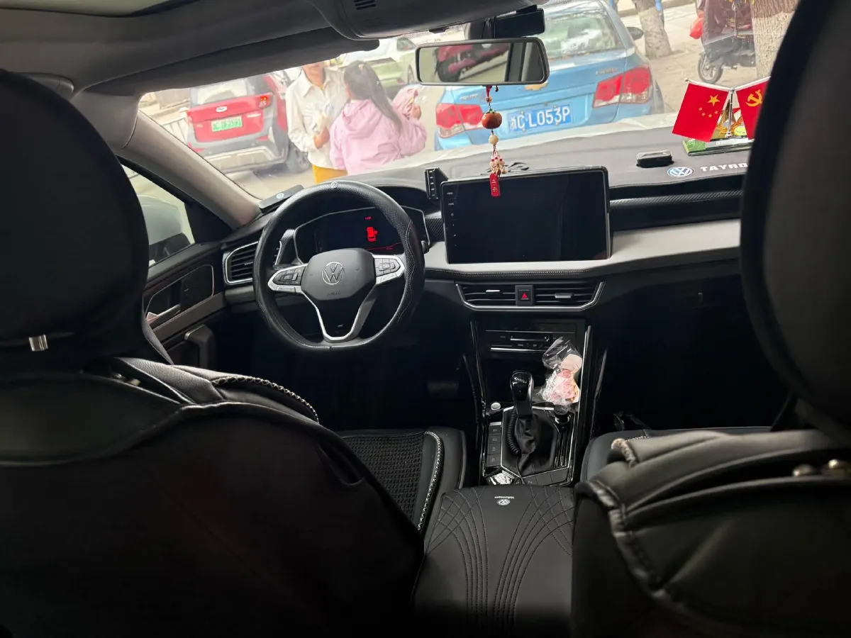 2025 Volkswagen Tayron 2.0T 186HP L4 7DCT,autocango,china used car exporter,china ev exporter,chinese used car exporter,chinese used ev exporter