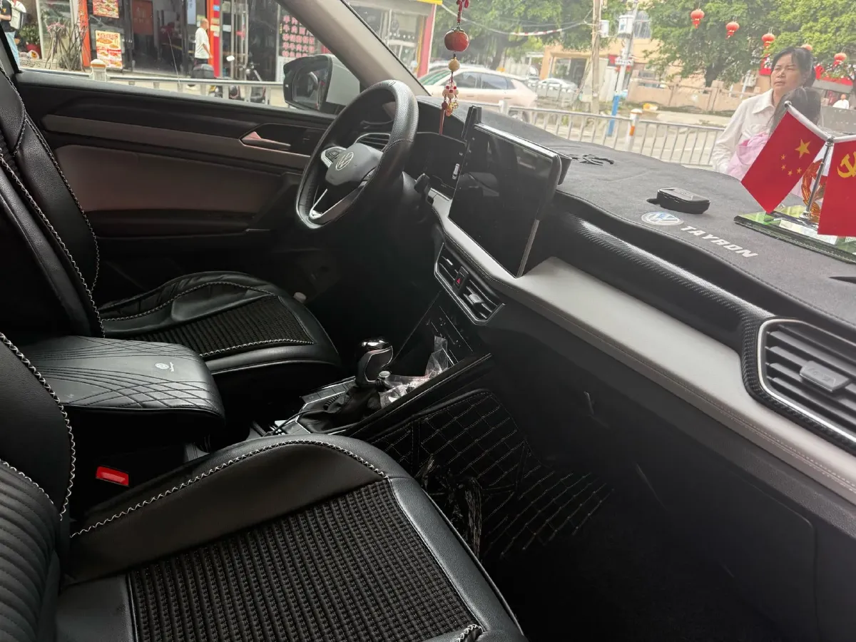 2025 Volkswagen Tayron 2.0T 186HP L4 7DCT,autocango,china used car exporter,china ev exporter,chinese used car exporter,chinese used ev exporter