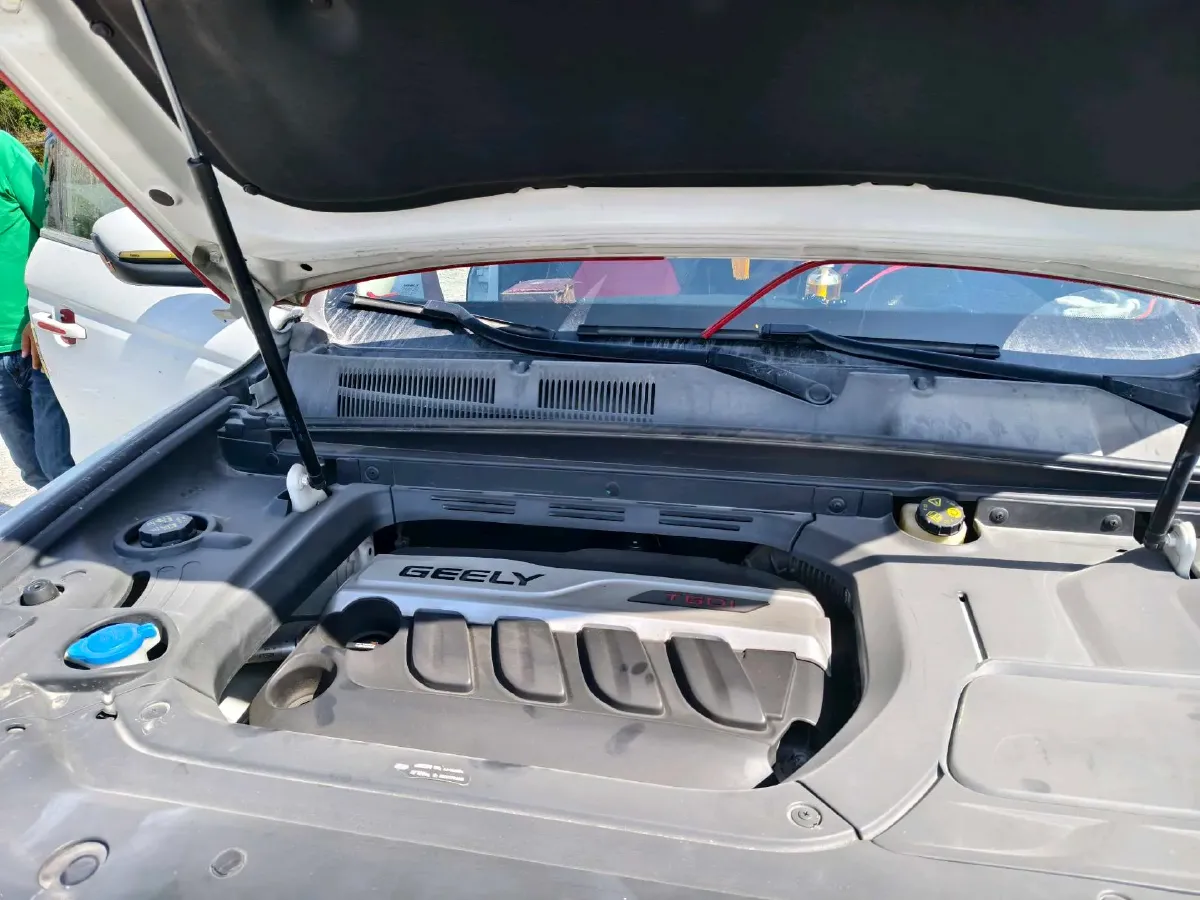 2020 Roewe i6 1.5T 169HP L4 7DCT,autocango,china used car exporter,china ev exporter,chinese used car exporter,chinese used ev exporter