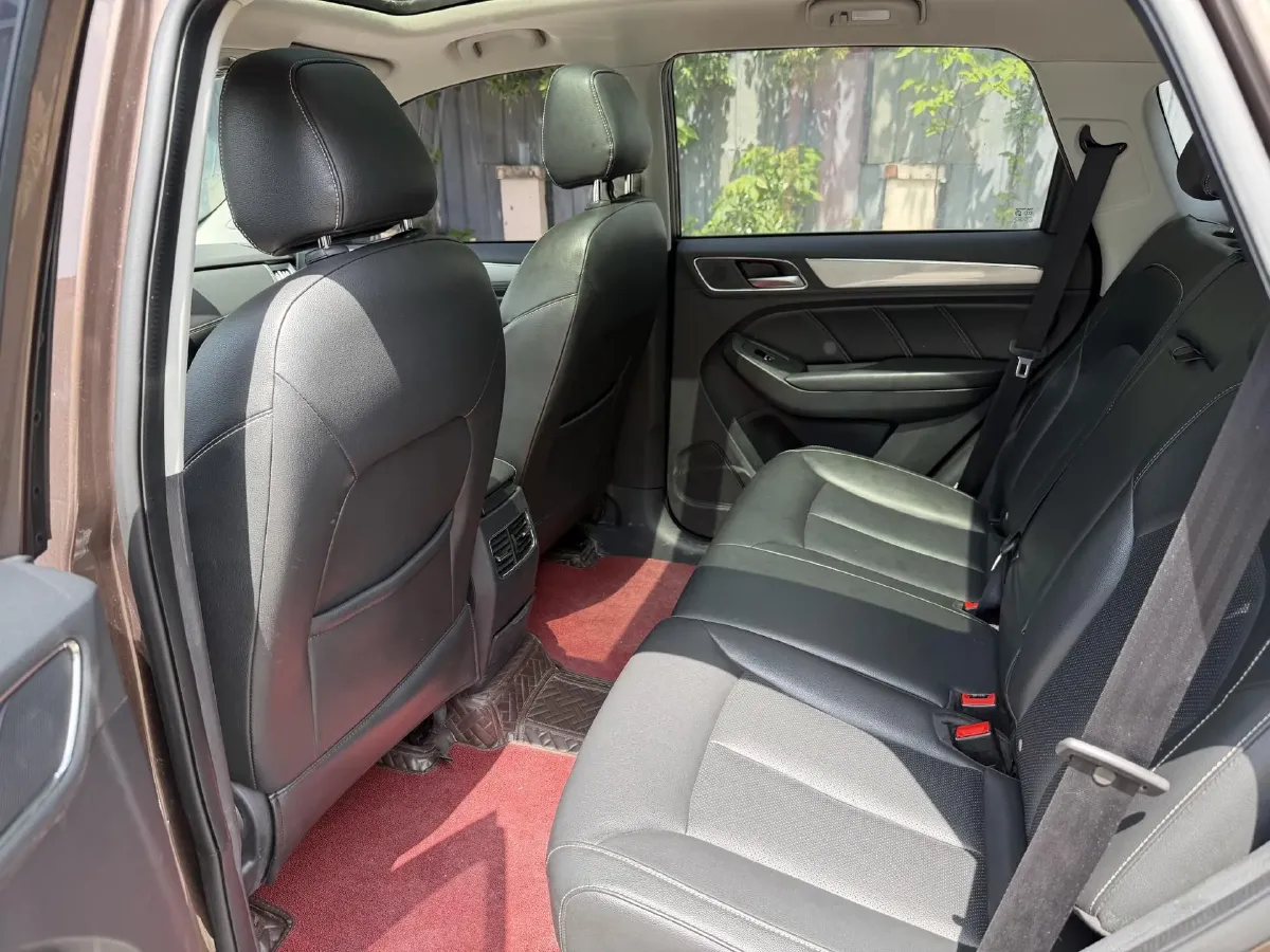 2018 Roewe RX5 1.5T 169HP L4 7DCT,autocango,china used car exporter,china ev exporter,chinese used car exporter,chinese used ev exporter