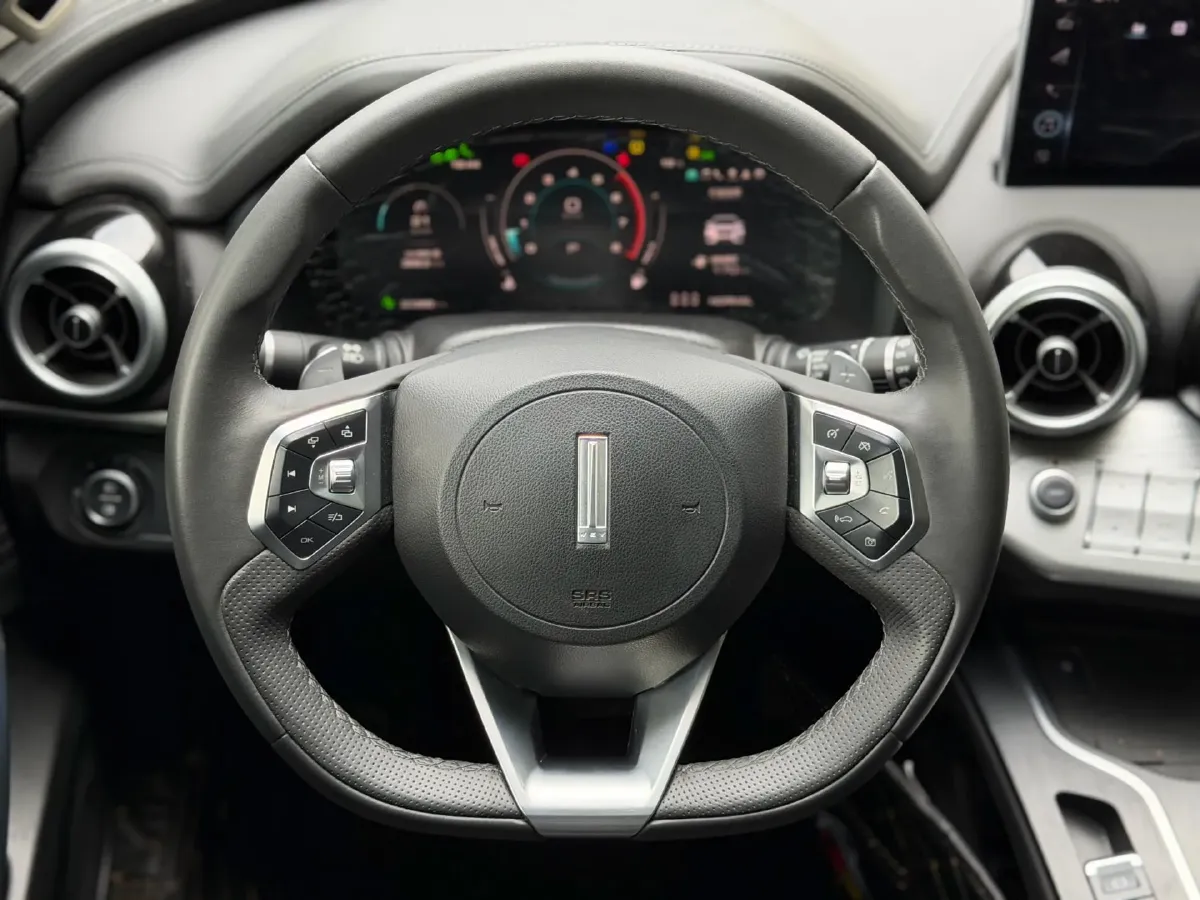 2021 WEY VV7 2.0T 227HP L4 7DCT,autocango,china used car exporter,china ev exporter,chinese used car exporter,chinese used ev exporter