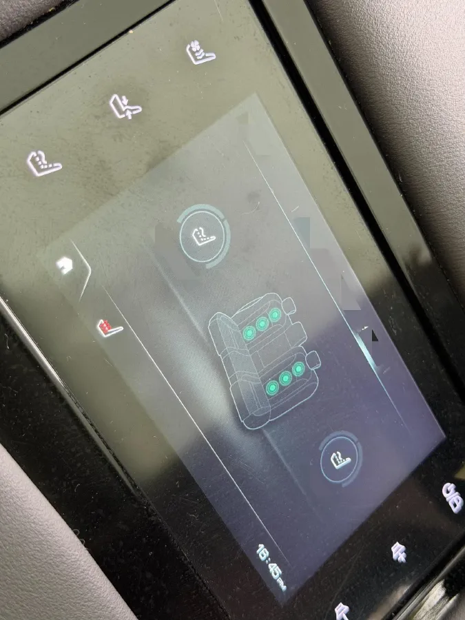 2021 WEY VV7 2.0T 227HP L4 7DCT,autocango,china used car exporter,china ev exporter,chinese used car exporter,chinese used ev exporter