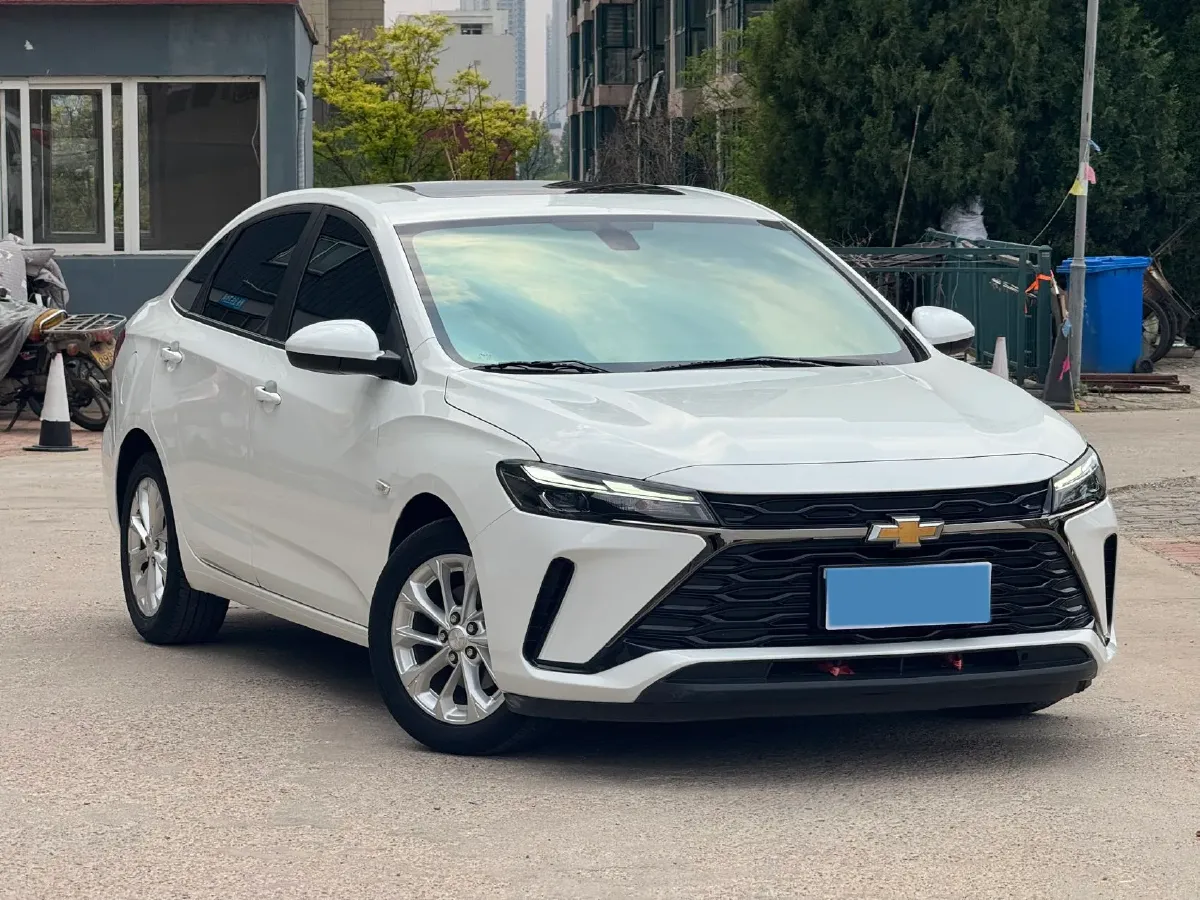 2023 Chevrolet Monza 1.5L 113HP L4 6DCT,autocango,china used car exporter,china ev exporter,chinese used car exporter,chinese used ev exporter
