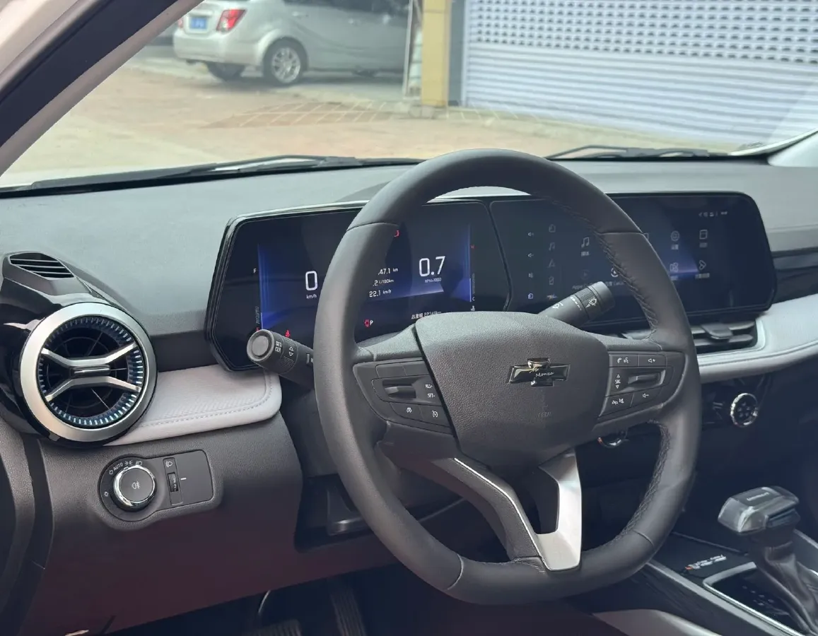 2023 Chevrolet Monza 1.5L 113HP L4 6DCT,autocango,china used car exporter,china ev exporter,chinese used car exporter,chinese used ev exporter