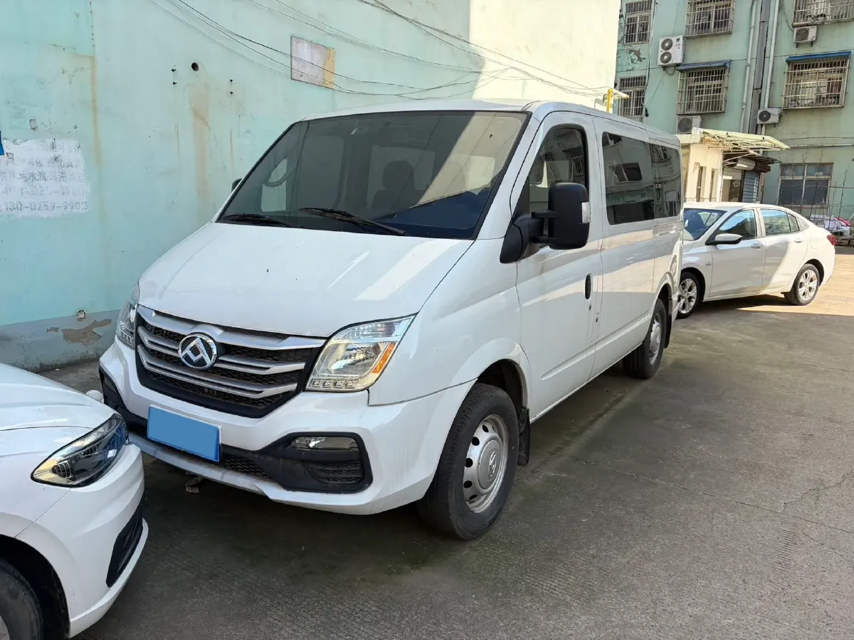2024 MAXUS XinTu V80 2.0T 147HP L4 6MT,autocango,china used car exporter,china ev exporter,chinese used car exporter,chinese used ev exporter