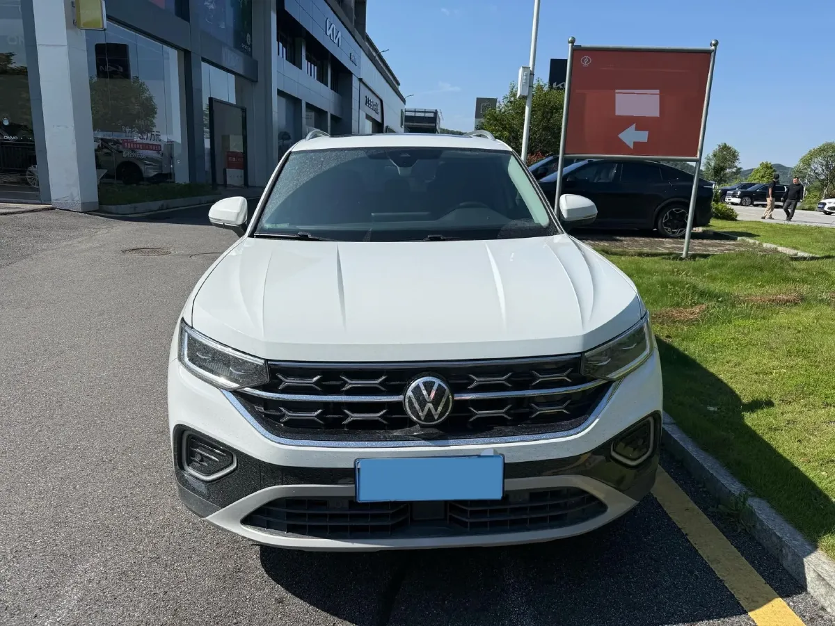 2023 Volkswagen Tayron 2.0T 186HP L4 7DCT,autocango,china used car exporter,china ev exporter,chinese used car exporter,chinese used ev exporter