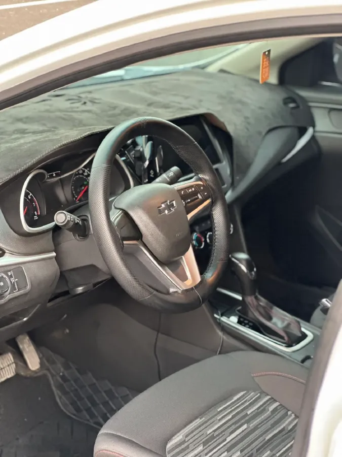 2019 Chevrolet Monza 1.0T 125HP L3 6DCT,autocango,china used car exporter,china ev exporter,chinese used car exporter,chinese used ev exporter