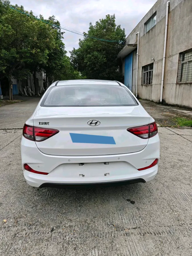 2020 Hyundai Celesta 1.6L 123HP L4 6AT,autocango,china used car exporter,china ev exporter,chinese used car exporter,chinese used ev exporter