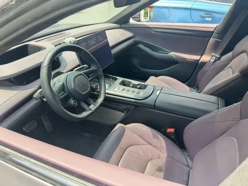 2024 MI SU7 BEV 101KWH,autocango,china used car exporter,china ev exporter,chinese used car exporter,chinese used ev exporter