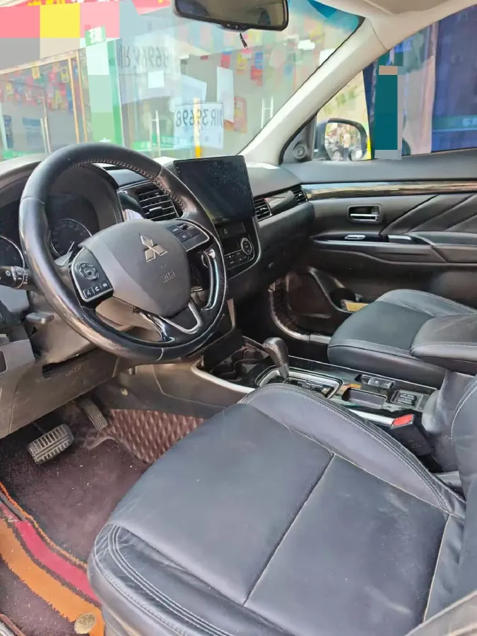 2019 Mitsubishi Outlander 2.0L 166HP L4 CVT,autocango,china used car exporter,china ev exporter,chinese used car exporter,chinese used ev exporter