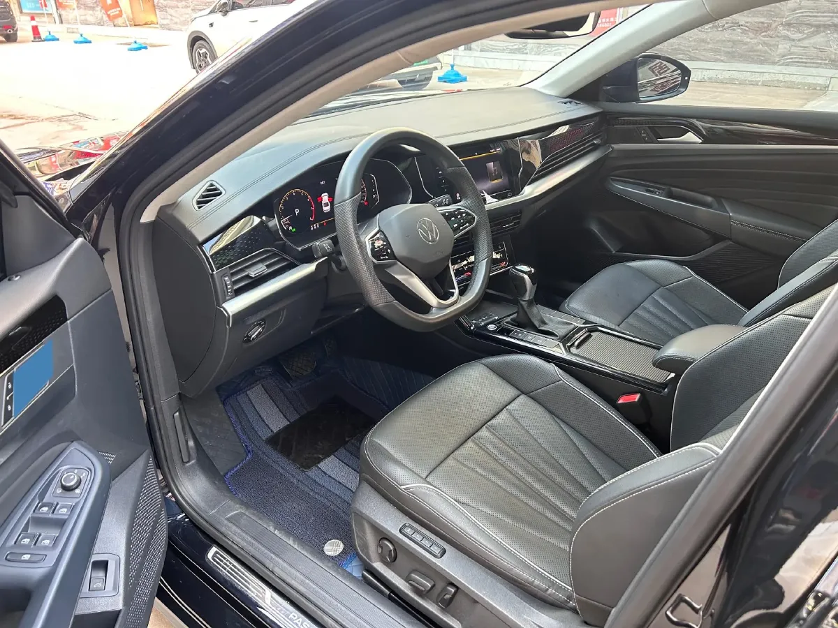 2024 Volkswagen Passat 2.0T 186HP L4 7DCT,autocango,china used car exporter,china ev exporter,chinese used car exporter,chinese used ev exporter