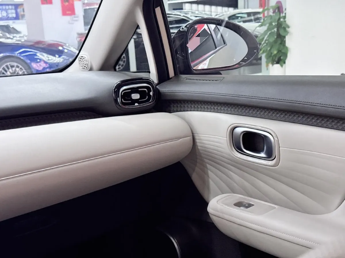 2025 Aion AION UT BEV 44.257/44.12/44.133KWH,autocango,china used car exporter,china ev exporter,chinese used car exporter,chinese used ev exporter