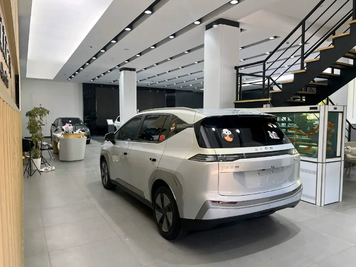 2023 GAC Trumpchi GS4 1.5T 177HP L4 6AT,autocango,china used car exporter,china ev exporter,chinese used car exporter,chinese used ev exporter