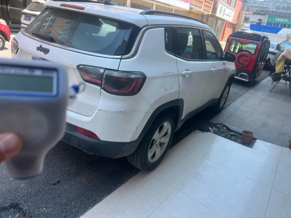 2020 Jeep Compass 1.3T 173HP L4 7DCT,autocango,china used car exporter,china ev exporter,chinese used car exporter,chinese used ev exporter