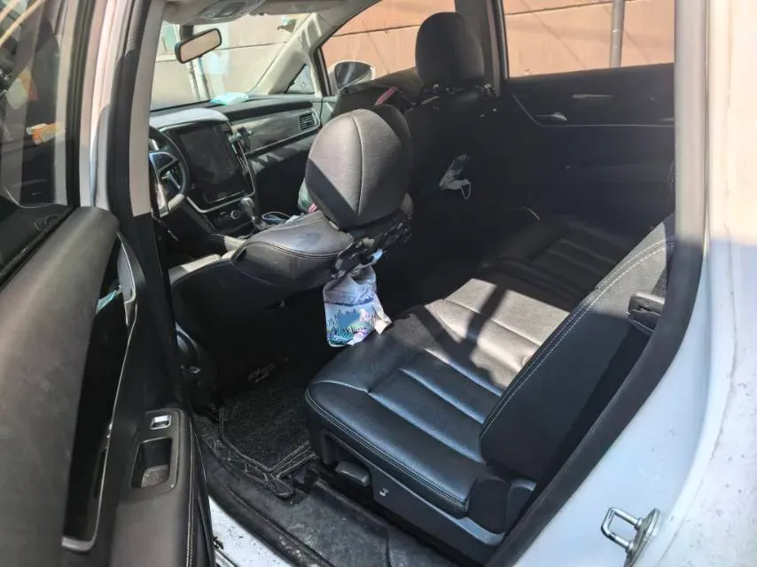 2017 BYD Song MAX 1.5T 154HP L4 6DCT,autocango,china used car exporter,china ev exporter,chinese used car exporter,chinese used ev exporter