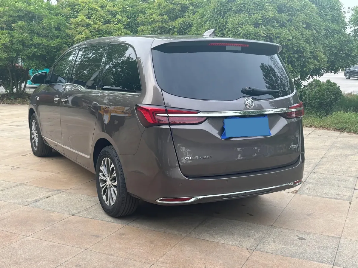 2021 Buick GL8 2.0T 237HP L4 9AT,autocango,china used car exporter,china ev exporter,chinese used car exporter,chinese used ev exporter