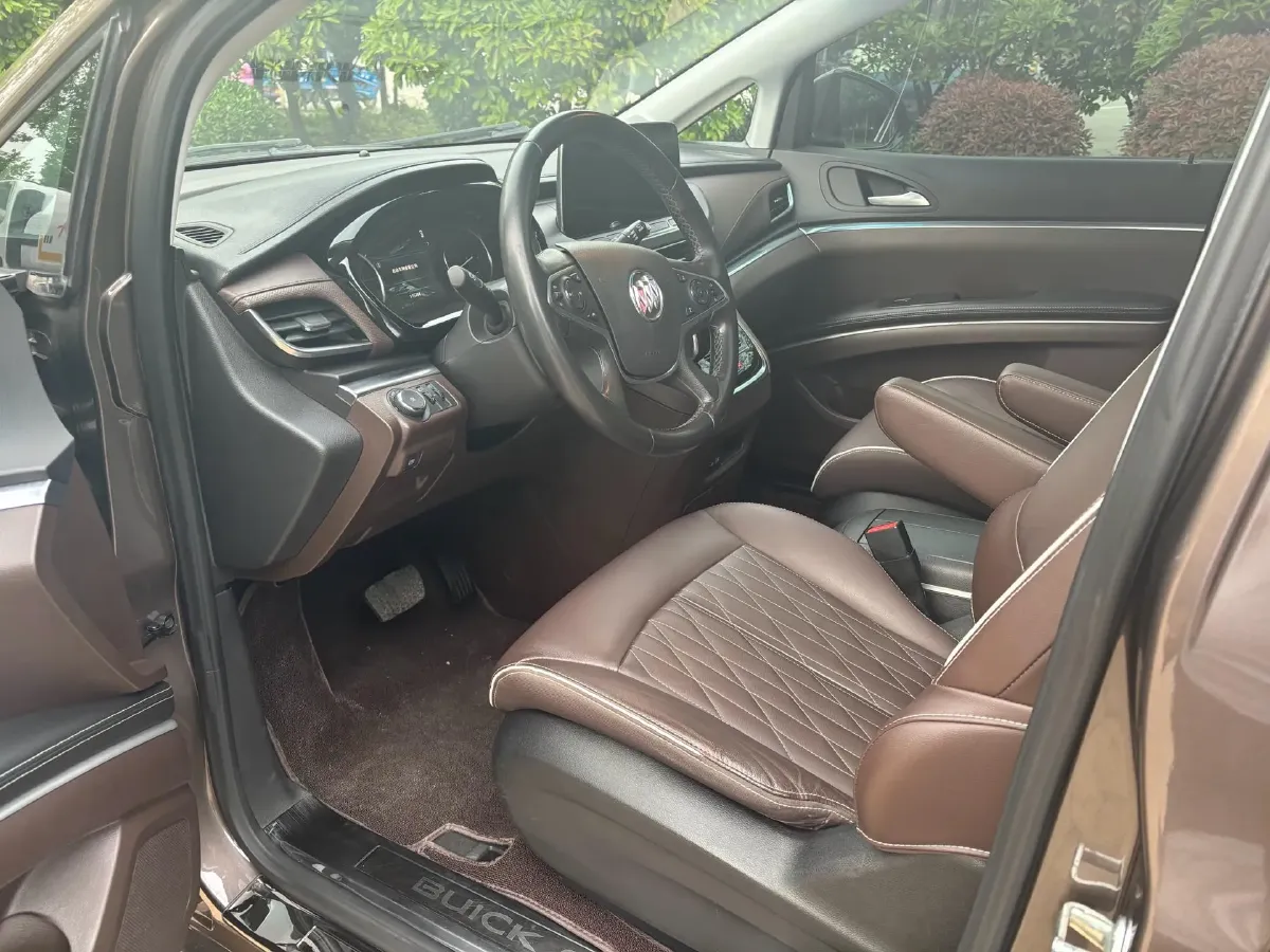 2021 Buick GL8 2.0T 237HP L4 9AT,autocango,china used car exporter,china ev exporter,chinese used car exporter,chinese used ev exporter