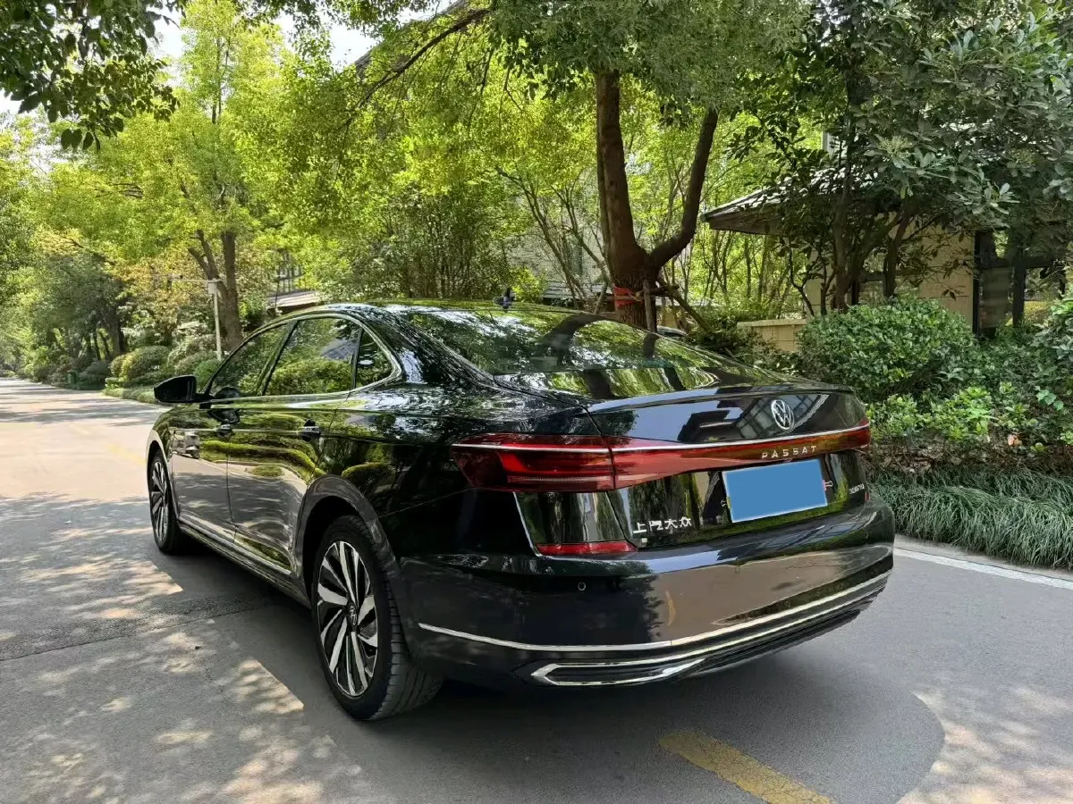 2023 Volkswagen Passat 2.0T 186HP L4 7DCT,autocango,china used car exporter,china ev exporter,chinese used car exporter,chinese used ev exporter