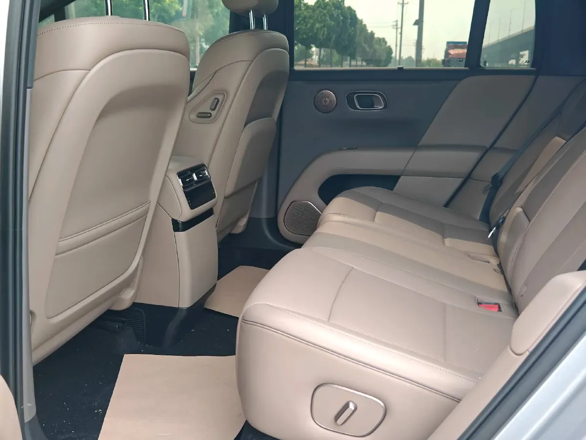 2025 Li i6 BEV,autocango,china used car exporter,china ev exporter,chinese used car exporter,chinese used ev exporter