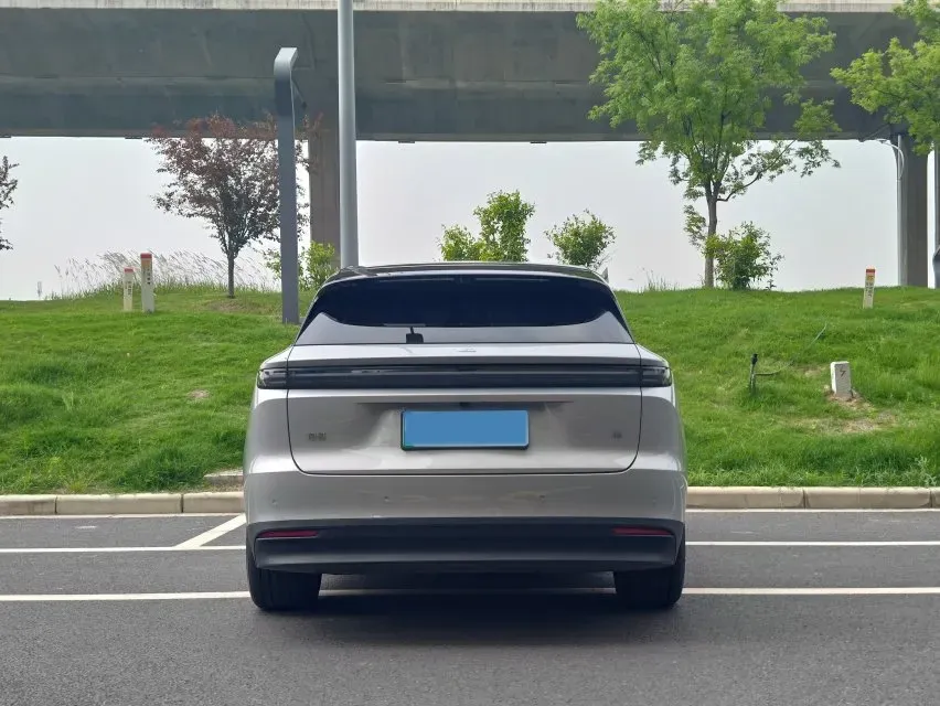 2025 Li i6 BEV,autocango,china used car exporter,china ev exporter,chinese used car exporter,chinese used ev exporter