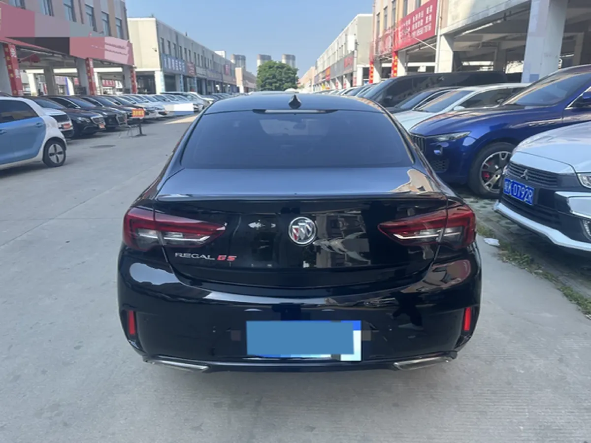 2019 Buick Regal 2.0T 261HP L4 9AT,autocango,china used car exporter,china ev exporter,chinese used car exporter,chinese used ev exporter