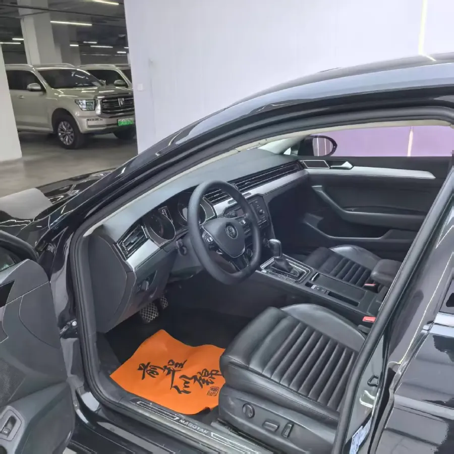 2018 Volkswagen Magotan 1.8T 180HP L4 7DCT,autocango,china used car exporter,china ev exporter,chinese used car exporter,chinese used ev exporter