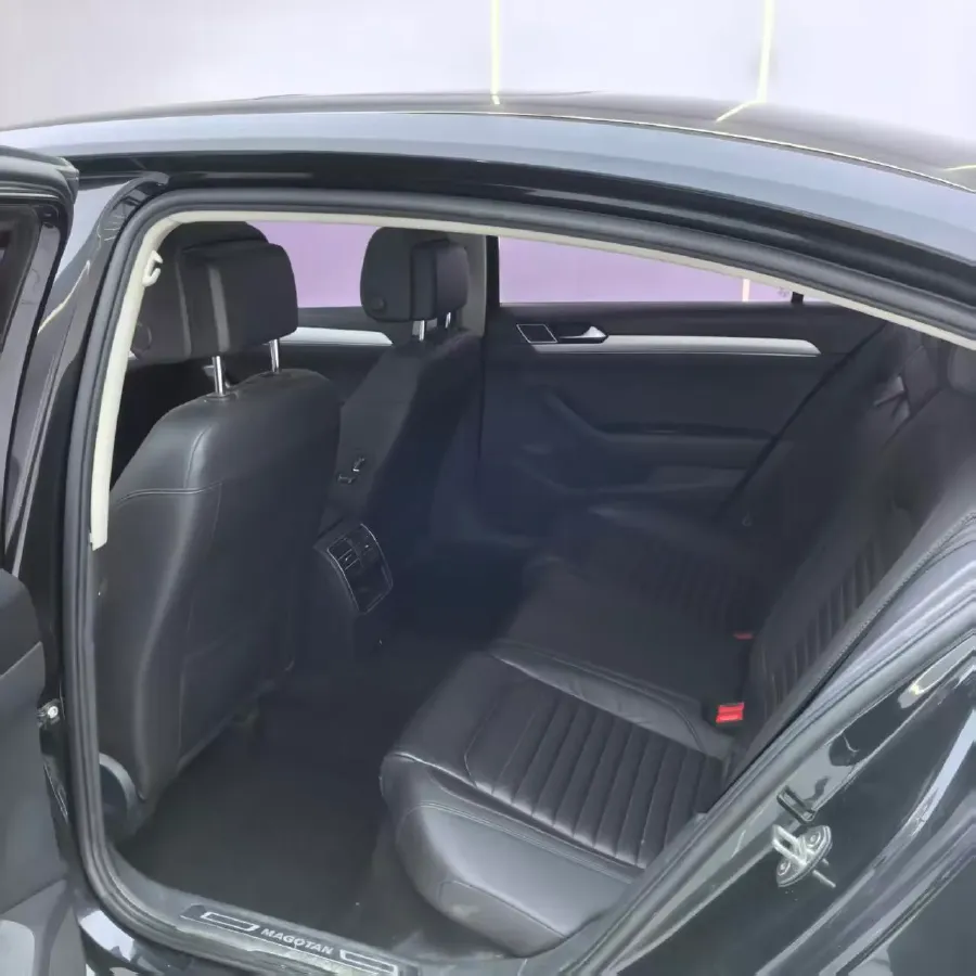 2018 Volkswagen Magotan 1.8T 180HP L4 7DCT,autocango,china used car exporter,china ev exporter,chinese used car exporter,chinese used ev exporter